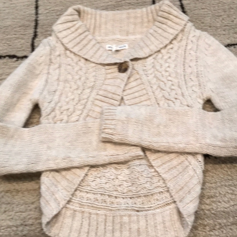 Sweater light tan